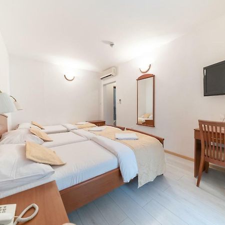 Hotel Hygge Biograd na Moru Kültér fotó