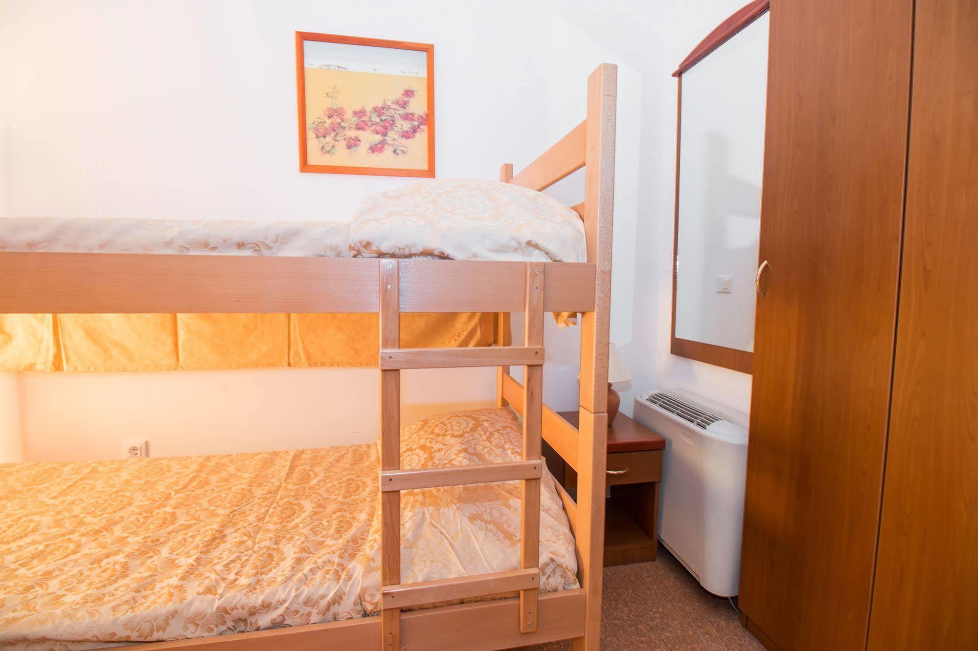 Hotel Hygge Biograd na Moru Kültér fotó
