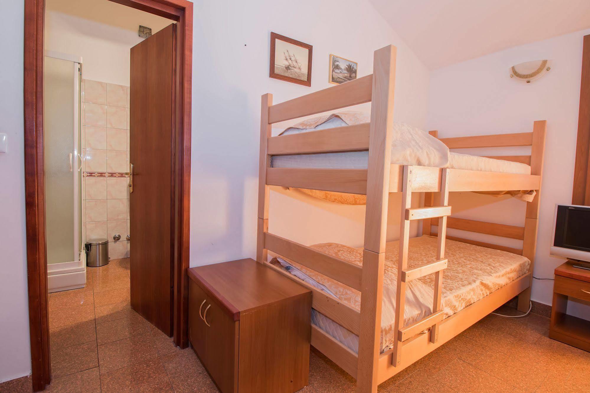 Hotel Hygge Biograd na Moru Kültér fotó