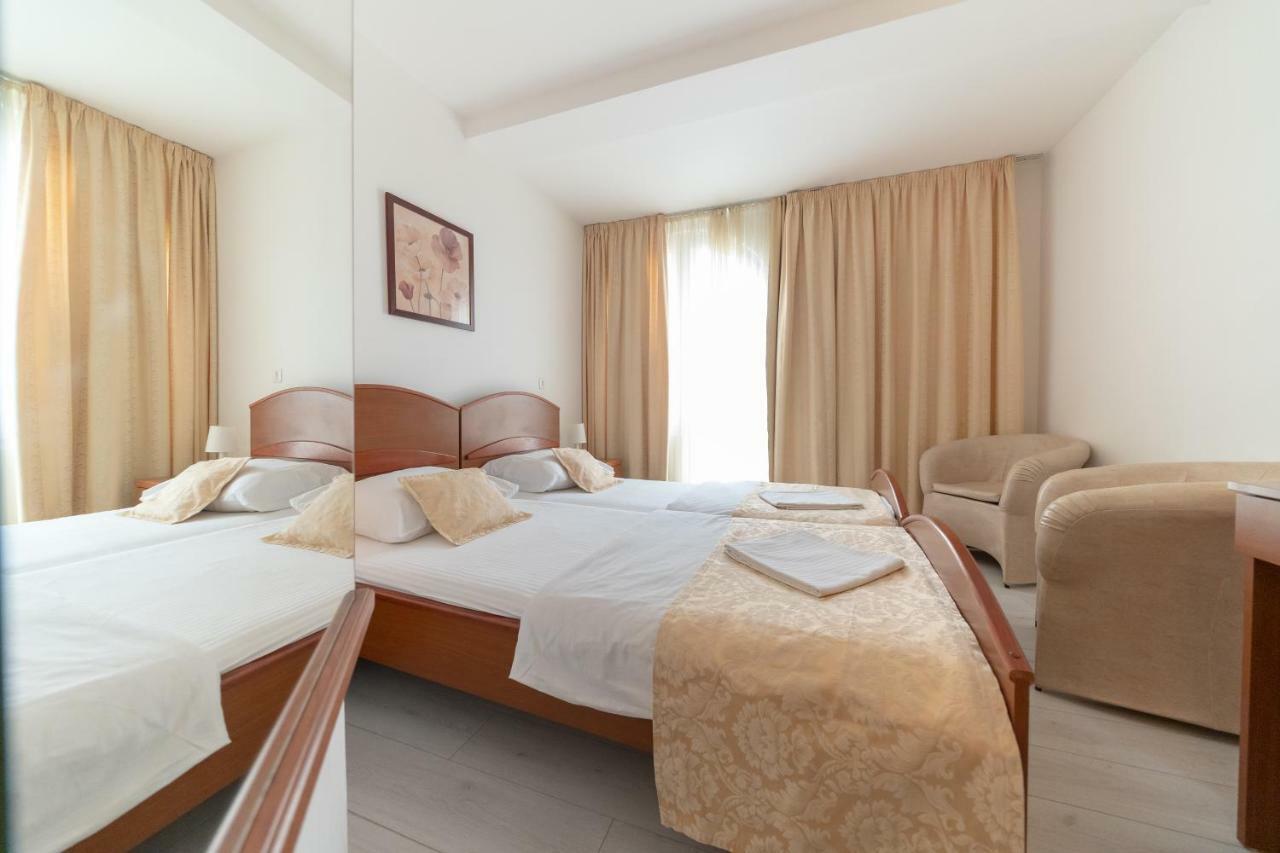 Hotel Hygge Biograd na Moru Kültér fotó