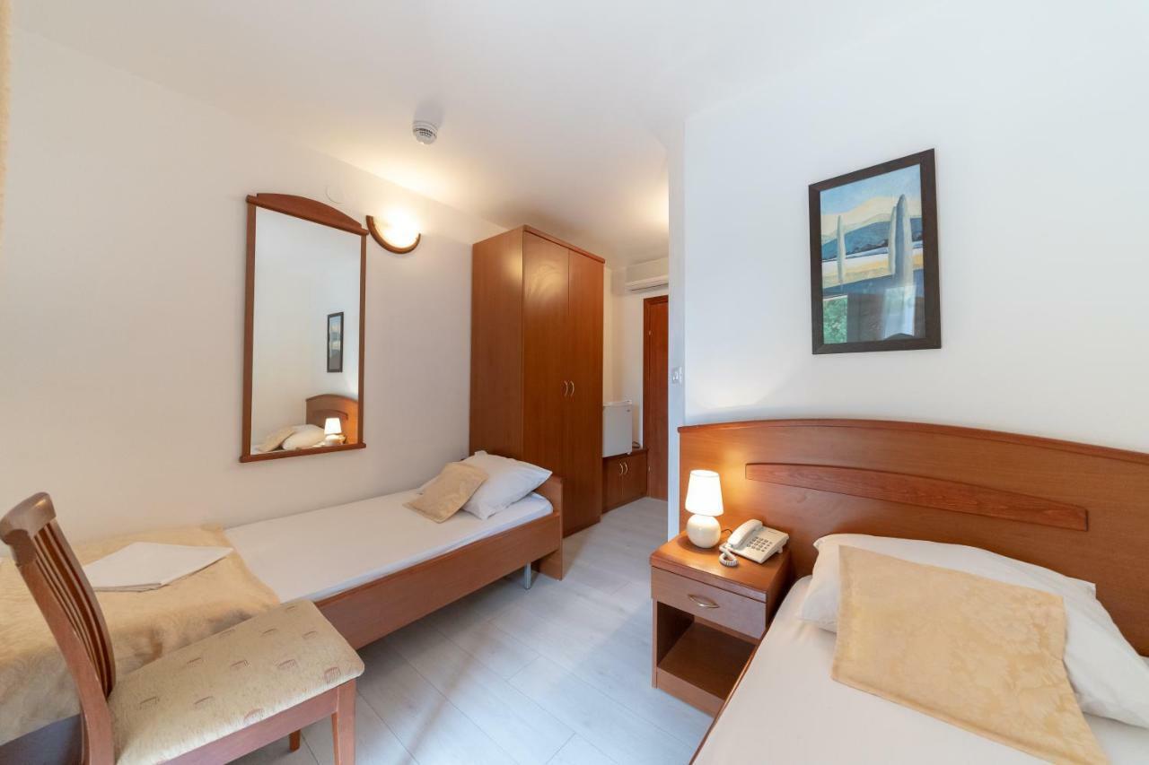 Hotel Hygge Biograd na Moru Kültér fotó