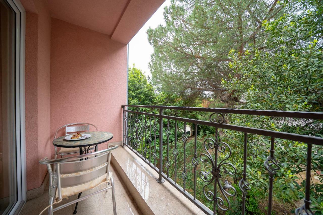 Hotel Hygge Biograd na Moru Kültér fotó